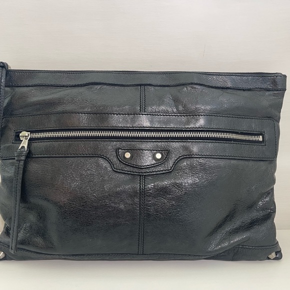 Authentic Excellent Condition Balenciaga Large Classic Clip Clutch Bag - Picture 8 of 17